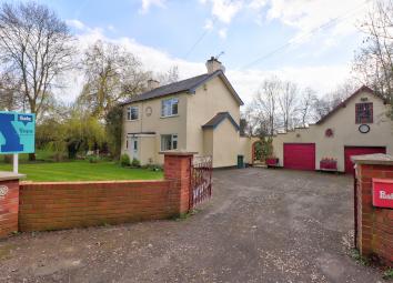 Detached house For Sale in Malpas
