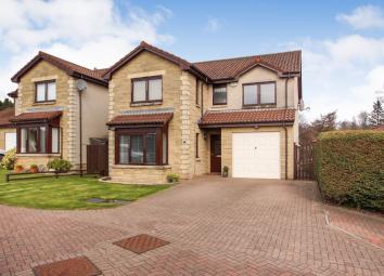 Detached house For Sale in Leven