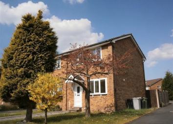 Semi-detached house To Rent in Wilmslow