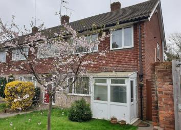 End terrace house For Sale in Canterbury