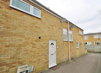 Terraced house For Sale in Basingstoke