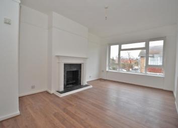 Flat To Rent in Uxbridge