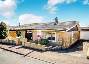Detached bungalow For Sale in Halifax