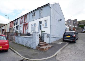 End terrace house For Sale in Porth