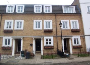 Town house For Sale in London