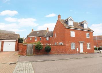 End terrace house For Sale in Bedford
