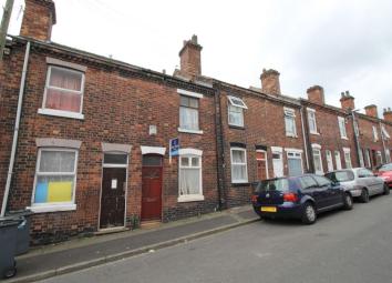 Terraced house For Sale in Stoke-on-Trent