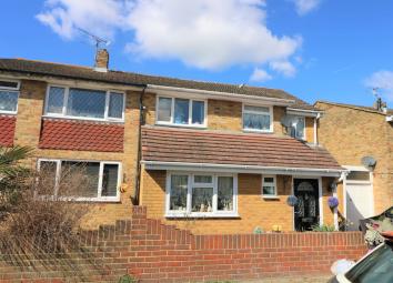 Semi-detached house For Sale in Chatham