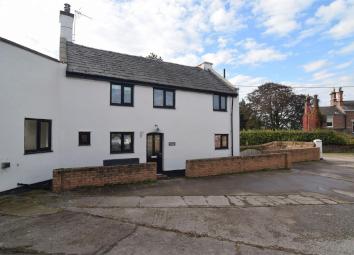 Detached house To Rent in Neston