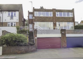 Semi-detached house For Sale in Gravesend