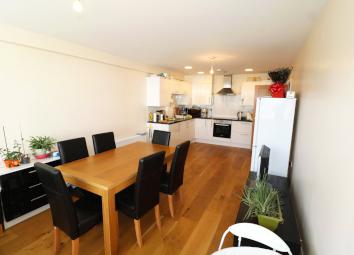 Flat To Rent in Camberley