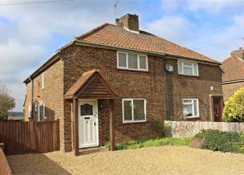 Semi-detached house For Sale in Welwyn