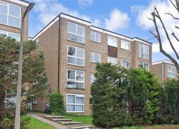 Flat For Sale in Sutton