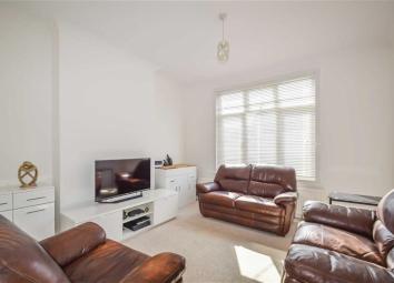 Flat For Sale in Westcliff-on-Sea