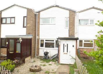 Terraced house For Sale in Rochester