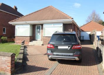 Detached bungalow For Sale in Worksop