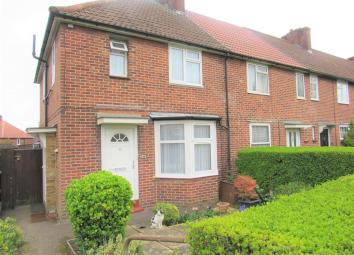 Maisonette For Sale in Carshalton