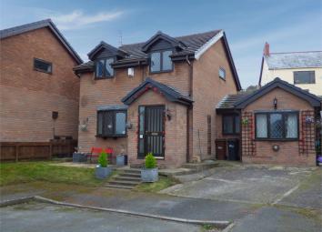 Detached house For Sale in Prestatyn