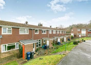 Terraced house For Sale in Godalming