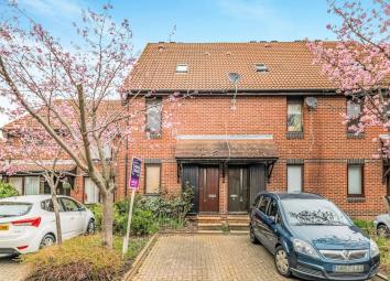 Maisonette For Sale in Sutton