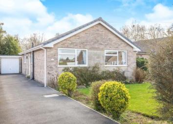 Bungalow For Sale in Harrogate