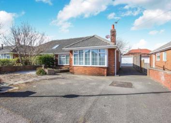 Bungalow For Sale in Lytham St. Annes