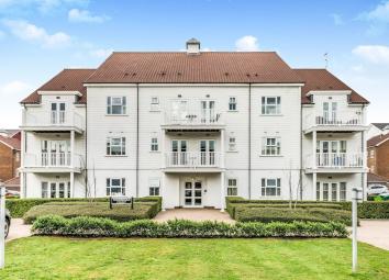 Flat For Sale in Worcester Park