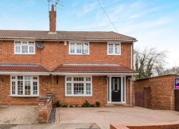 End terrace house For Sale in Hemel Hempstead