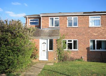 Semi-detached house For Sale in Thatcham