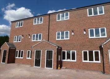 Town house To Rent in Wakefield