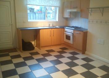 Terraced house To Rent in Chesterfield