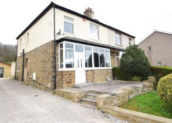 Semi-detached house To Rent in Keighley