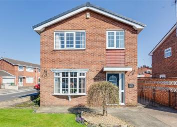 Detached house For Sale in Worksop