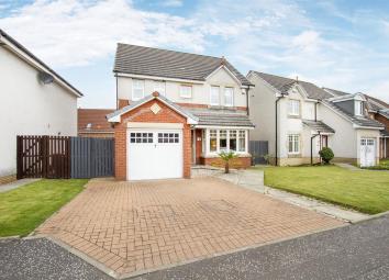 Detached house For Sale in Larbert