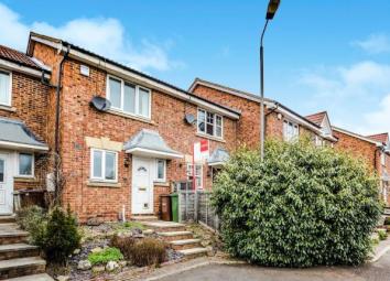 Terraced house For Sale in Ossett