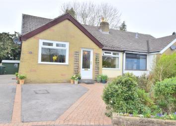 Semi-detached bungalow For Sale in Lancaster
