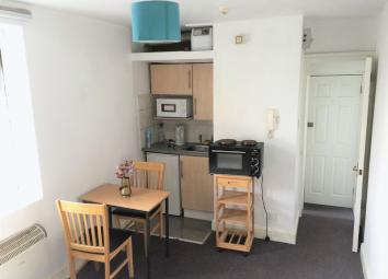 Flat To Rent in Brighton