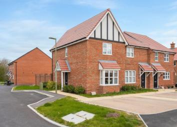 End terrace house For Sale in Didcot