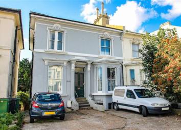 Semi-detached house For Sale in Hastings