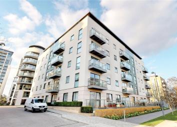 Flat To Rent in Brentford