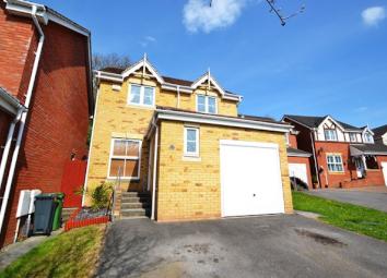 Detached house To Rent in Cardiff