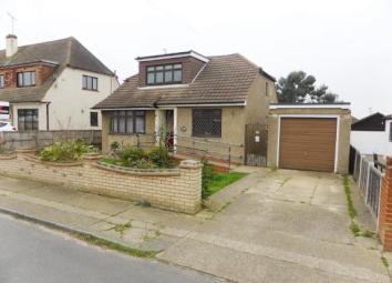 Detached house For Sale in Benfleet