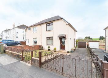 Villa For Sale in Ayr