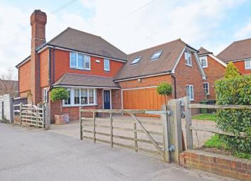 Detached house For Sale in Uckfield