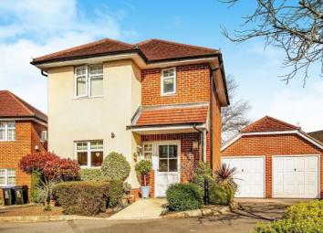 Detached house For Sale in West Byfleet