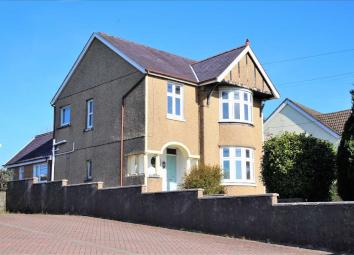 Detached house To Rent in Llanelli