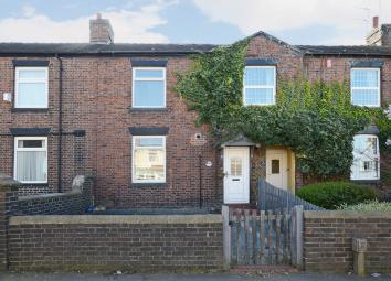 Cottage For Sale in Newcastle-under-Lyme