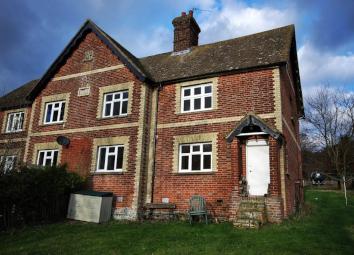 Detached house To Rent in West Malling