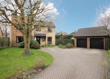 Detached house For Sale in Kidlington