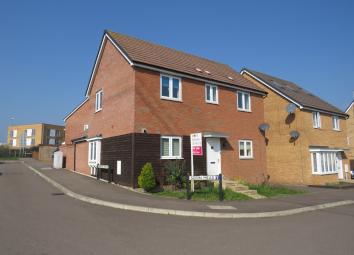 Detached house For Sale in Leighton Buzzard